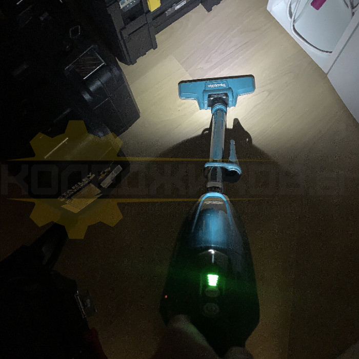 Акумулаторна прахосмукачка MAKITA CL001GZ SOLO, 40V, 125W, 210 mbar, 1200 л/мин., 0.73 л - 