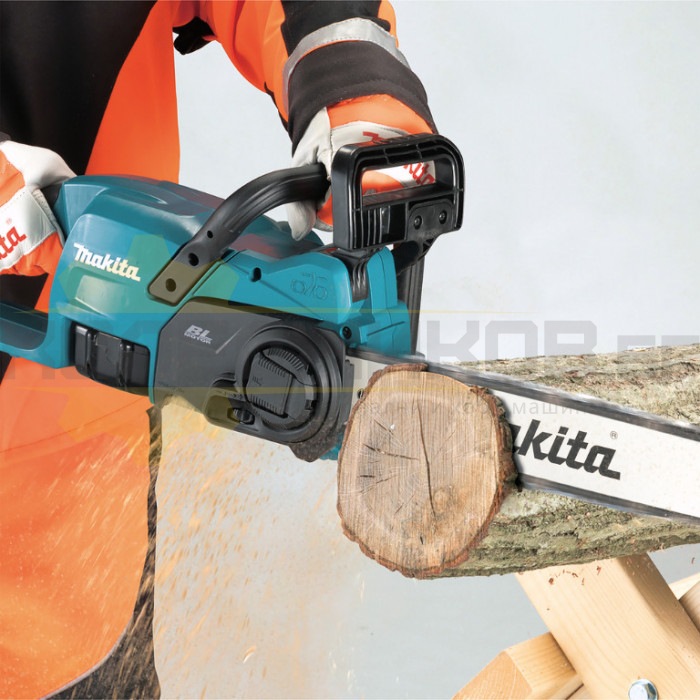 Акумулаторна резачка за дърва MAKITA DUC357RT Set, 18V, 5 Ah, 7.7 м/сек., 35 см - 