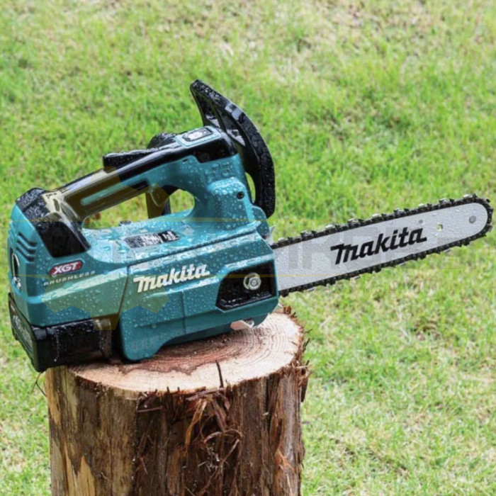 Акумулаторна резачка за дърва MAKITA UC004GZ SOLO, 40V, 24.8 м/сек., 35 см., - 