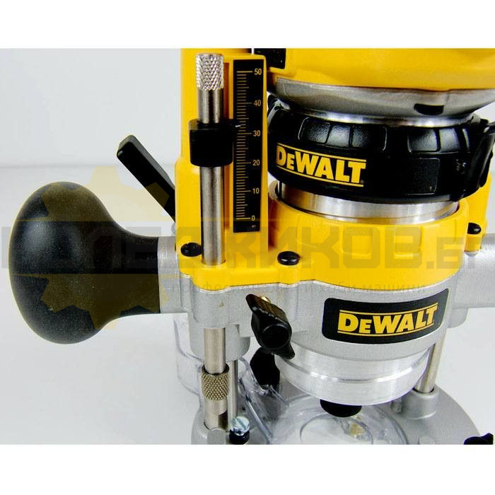 Оберфреза DeWALT D26204K - 