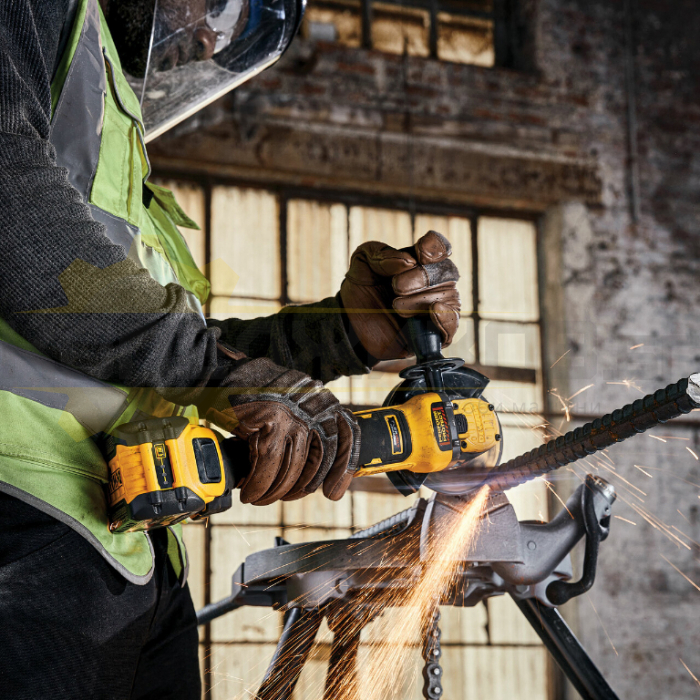 Акумулаторен ъглошлайф DeWALT DCG409NT SOLO, 18V, 125 мм., 9000 об/мин - 