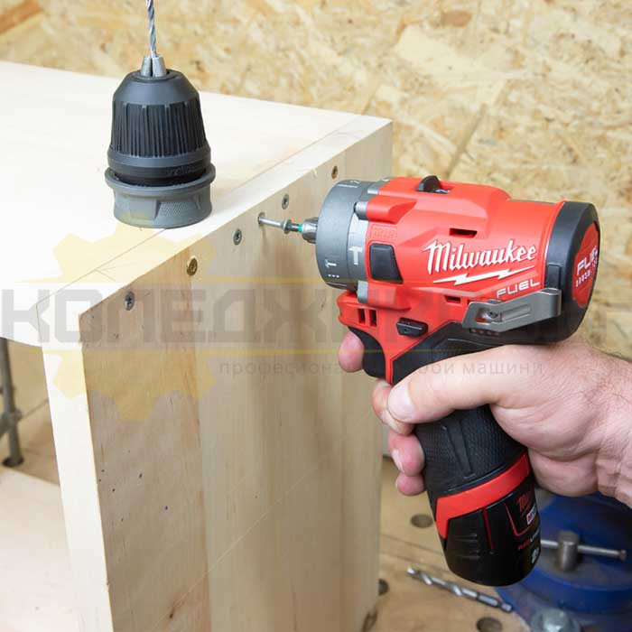 Акумулаторен винтоверт - ударен MILWAUKEE M12FPDX-202X, 12V, 2x2 Ah, 44 Nm, 1700 об/мин., 25500 уд/мин - 