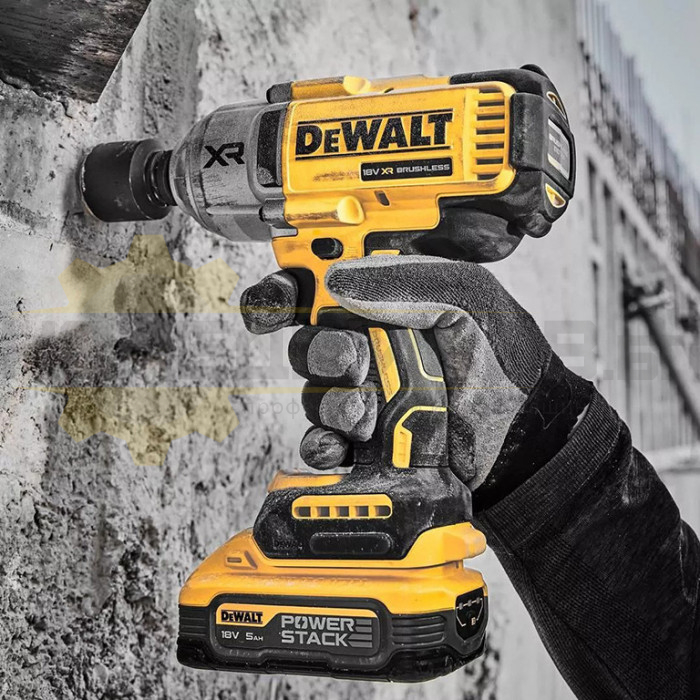 Акумулаторен ударен гайковерт DeWALT DCF900P2G Set, 18V, 2x5 Ah, 1898 Nm, 2300 об/мин., 2200 уд/мин - 