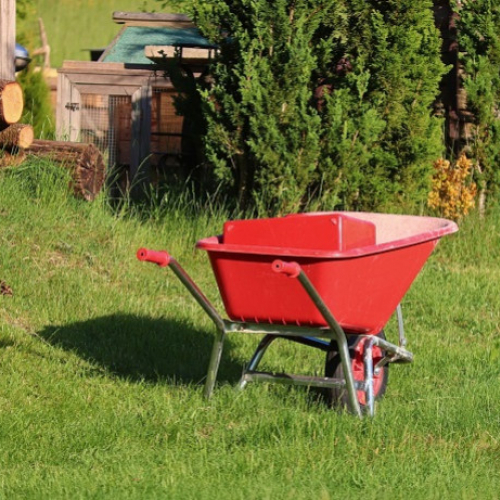 Ръчна количка за градината и строителството: Критерии при избор